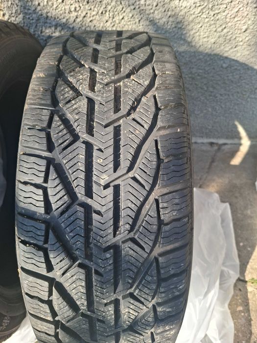 Vand set 4 cauciucuri de iarna