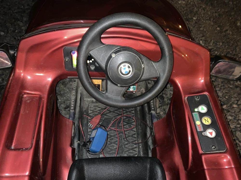 Акумулаторна кола BMW