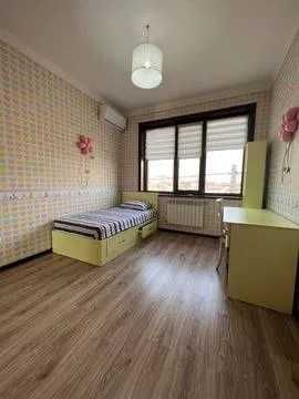 СРОЧНО Сдаётся коттедж 1 сотка на Циалковском / id888 /