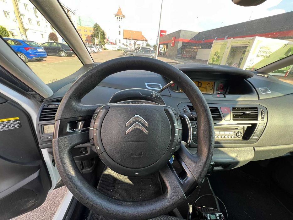 Vand Citroen C4 Picasso 1560 cm3, cu RCA si ITP valabil