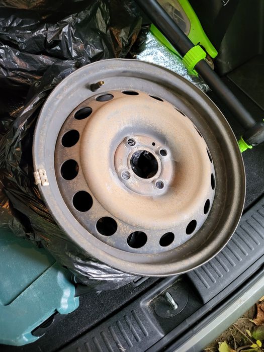 Vand jante Dacia OEM Tabla 15