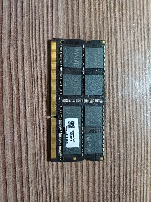 Продаю 2 планки по 8 гб DDR3 1333MHz SO-DIMM или же ноутбучной озу