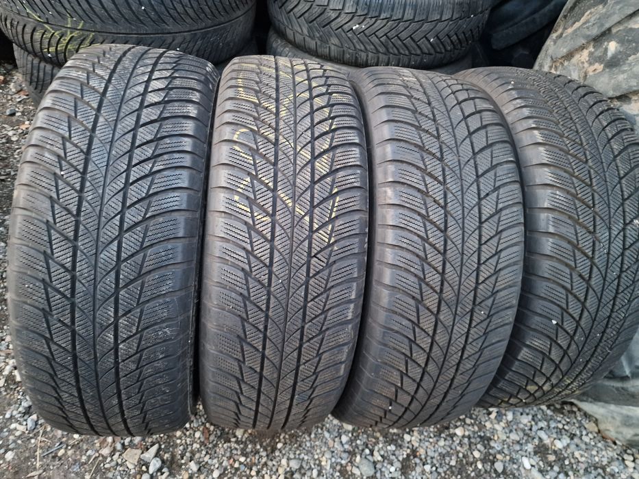 Anvelope 225/60R18 marca Bridgestone, M +S, DOT 2023, 7 mm