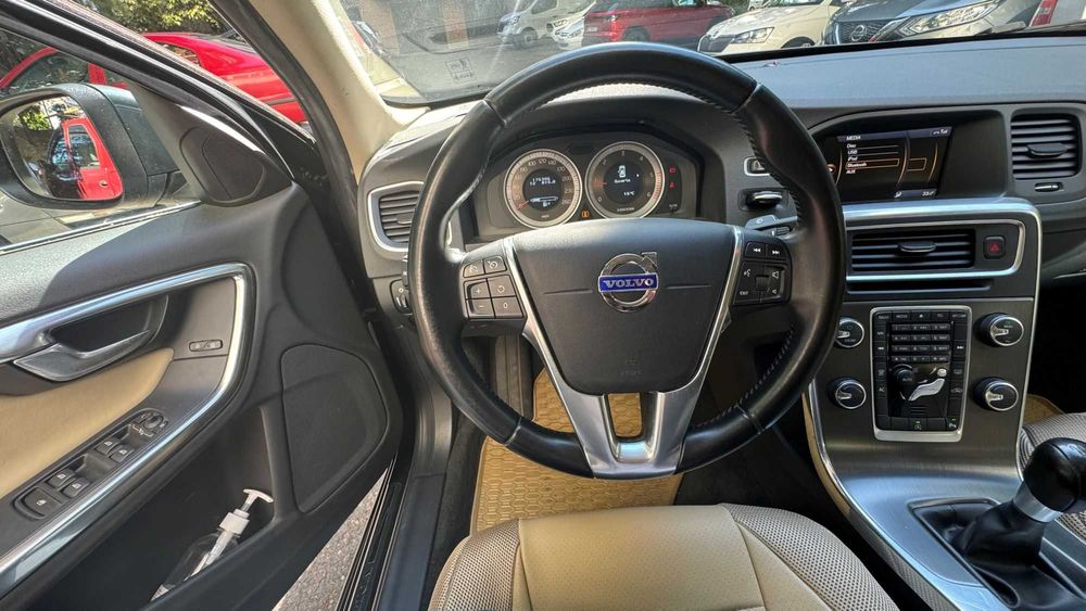 Vand Volvo S60, D2DrivE, 2013, 1.6l, diesel, 176000Km