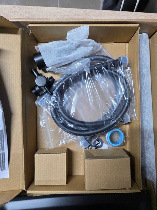 Sistem de duș termostatic JOHO