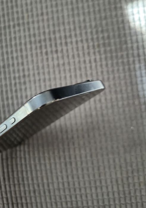 Продавам Iphone 15 Pro Max 256GB