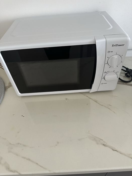 микроволновка, одеяло, надматрасники