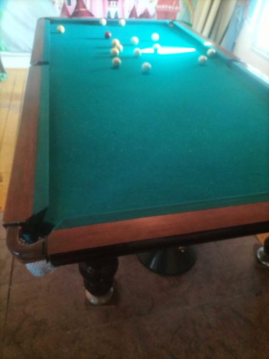 Стол билярдныи в хорошем состоянии