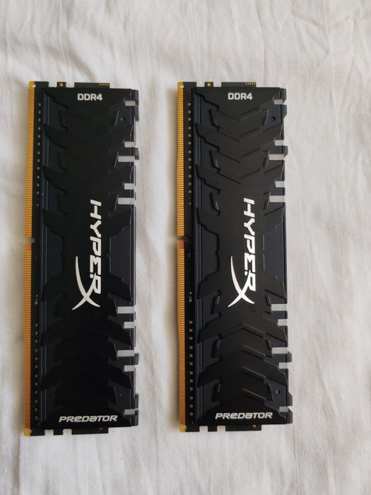 Оперативная память Kingston HyperX Predator DDR4, 2x8Gb, 3000MHz