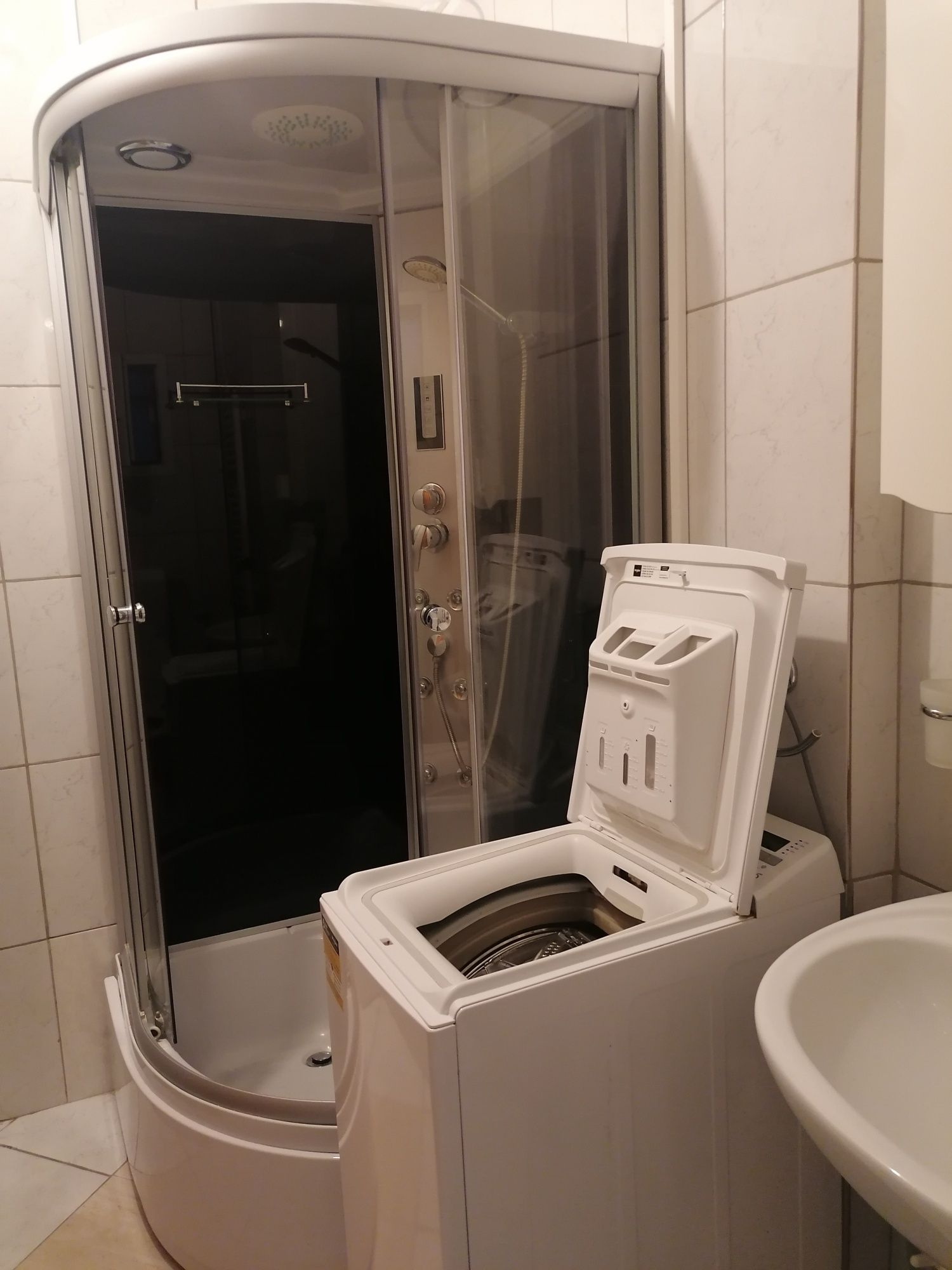Inchiriez camera