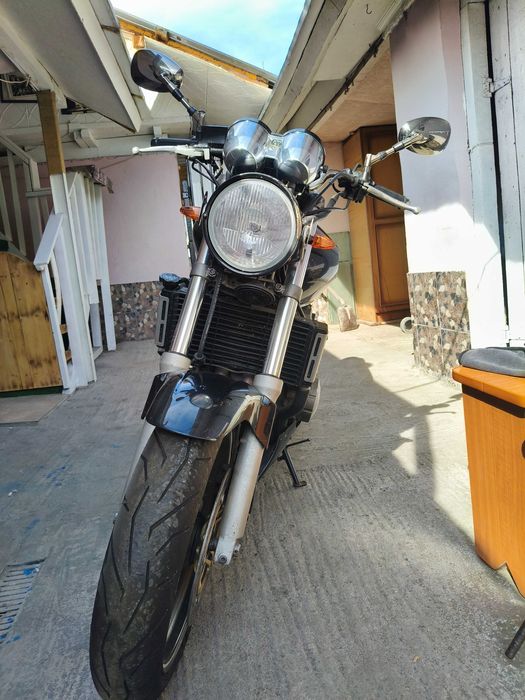 Vând Honda Hornet
