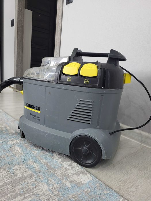 Моющий пылесос КЁРХЕР