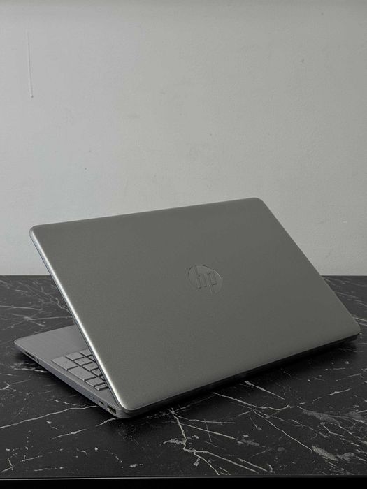 Kuchli Noutbuk HP 250