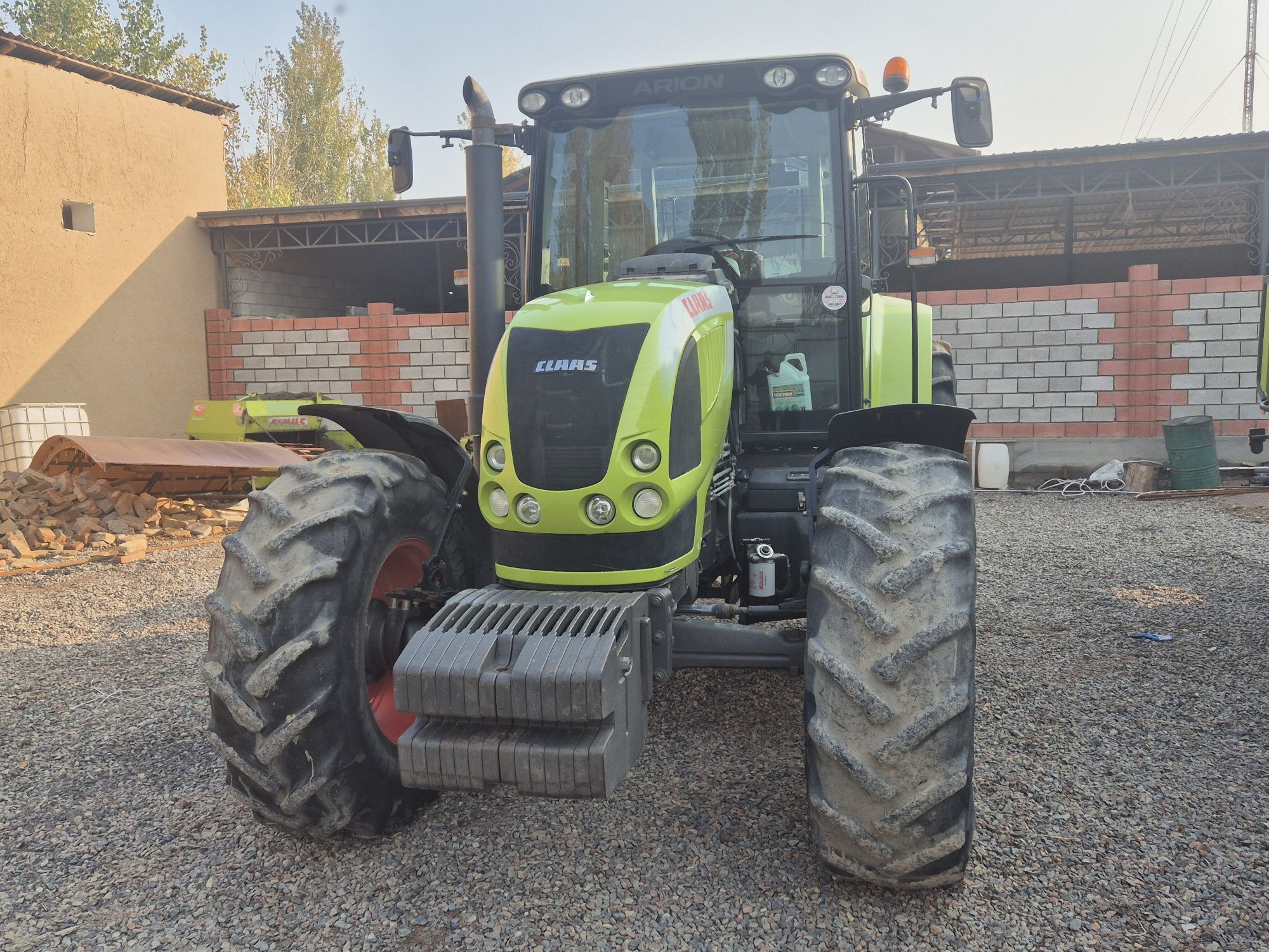 Claas Arion 630 сотилади 2016 йил 5500 мато соат юрган