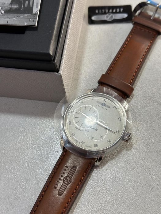 Мъжки часовник Zeppelin