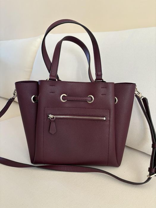 Чисто нова чанта Guess оригинална