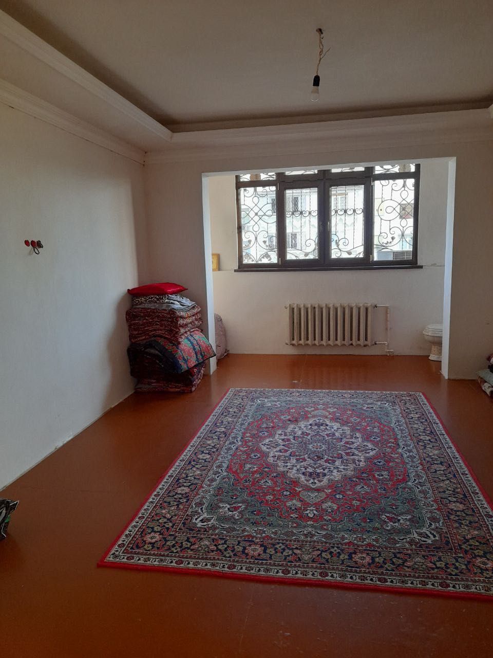 Прадаются квартира ,Беруний Метро