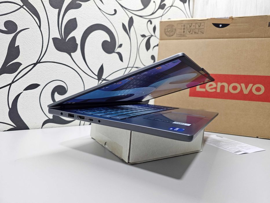 ПРОДАМ Lenovo SLIM 16IRH10 Мощный Ноутбук Core™ i5-13420H/16GB/512SSD.