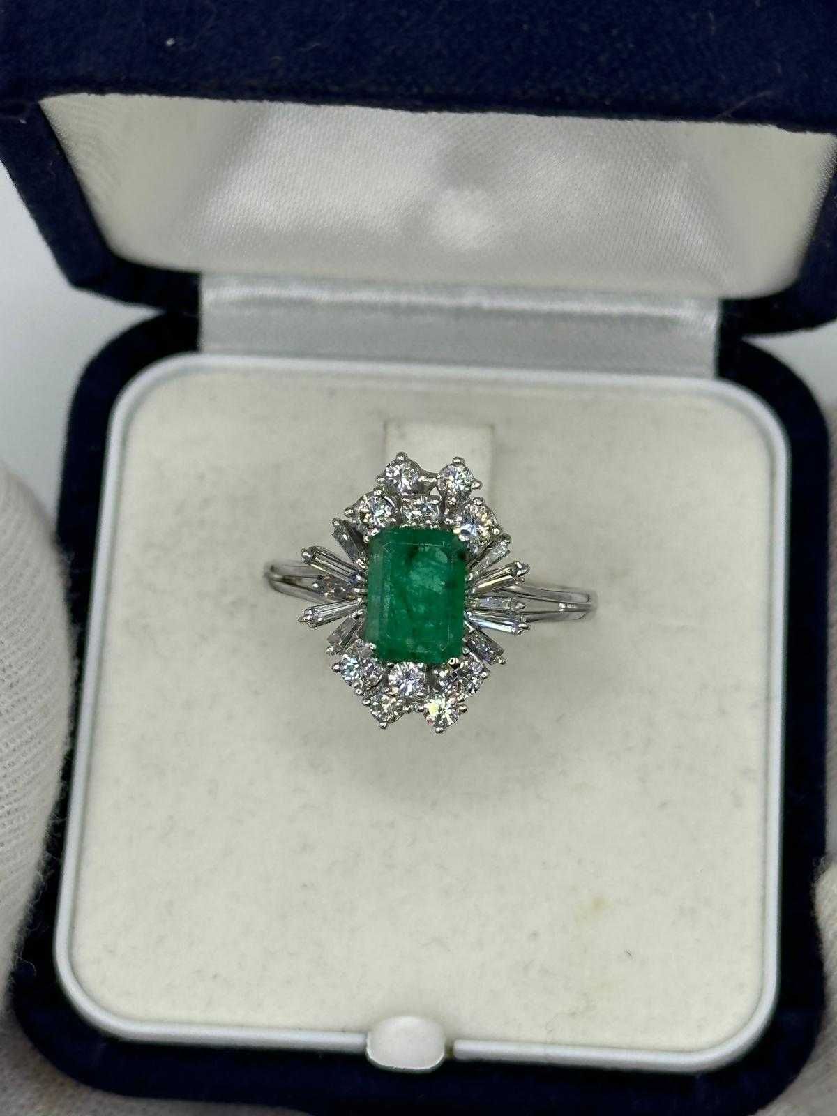 INEL AUR ALB 18K + SMARALD = 2CT + Diamante TOP = 1.70CT - F - VVS1 !
