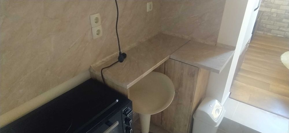 Дава се под наем Ателие в Варна, Общината - 18 кв.м за 30.6 € - Снимка #5