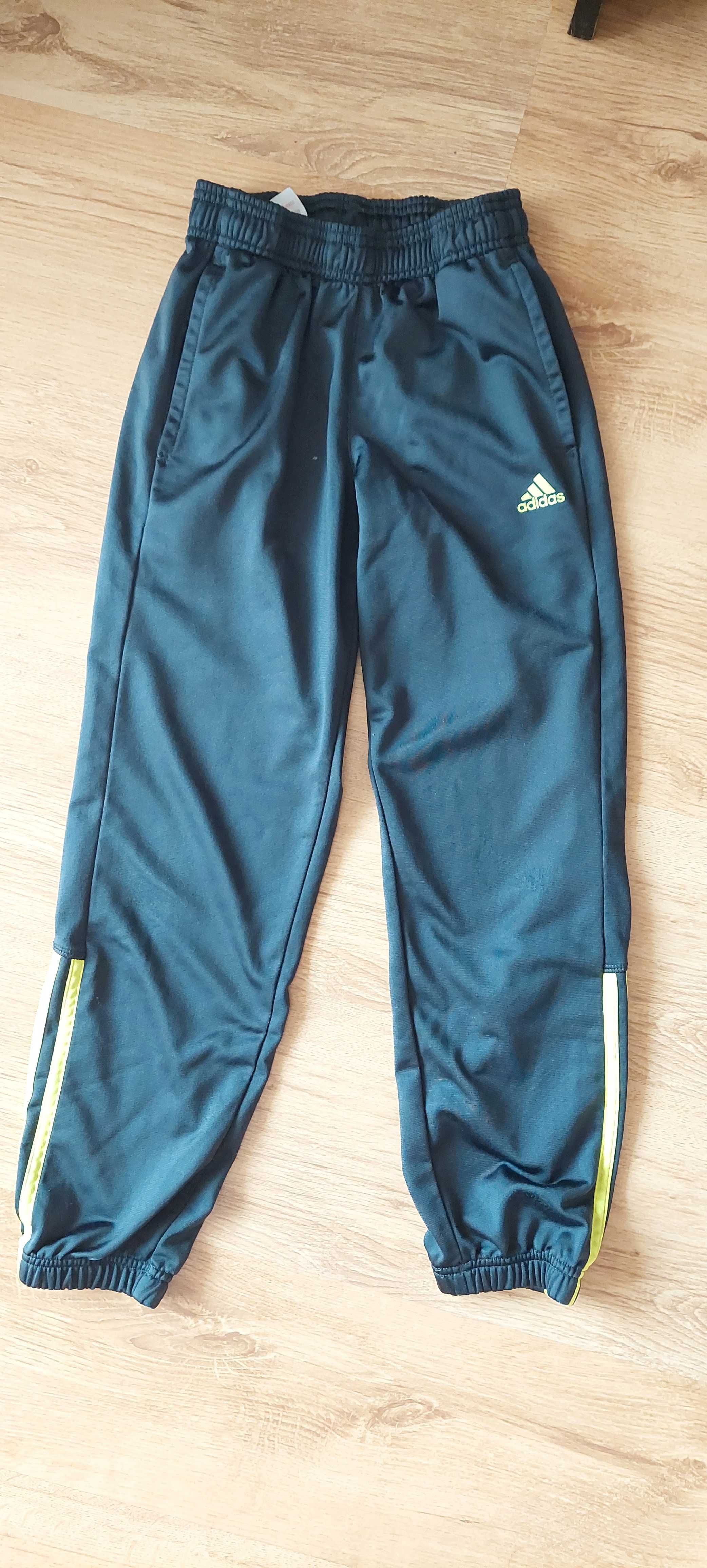 Adidas детски екип -140 размер