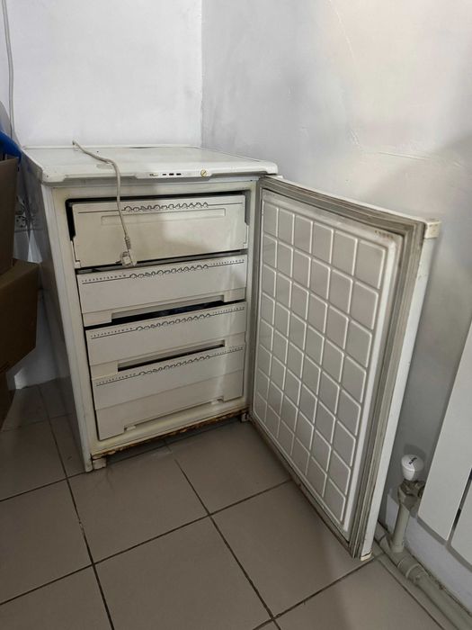 Продам морозильник БИРЮСА
