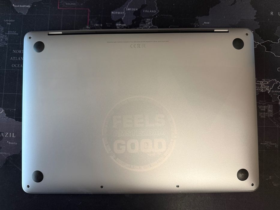 MacBook Pro 13" M1 8GB RAM 512 GB