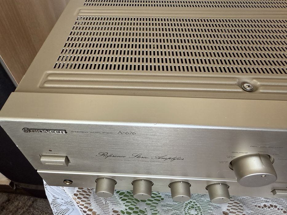 Pioneer A-676 Стерео усилвател