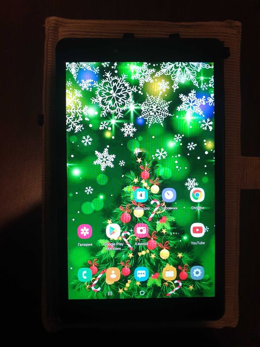 Продавам таблет Samsung Galaxy Tab A 8.0 T295 32GB-черен