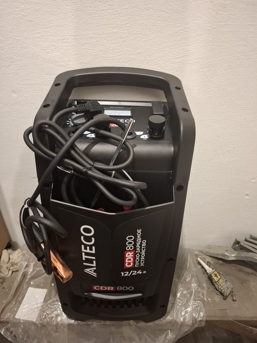 Продам пуско-зарядное устройство Alteco CDR 800 (2 положения на 12 и 2