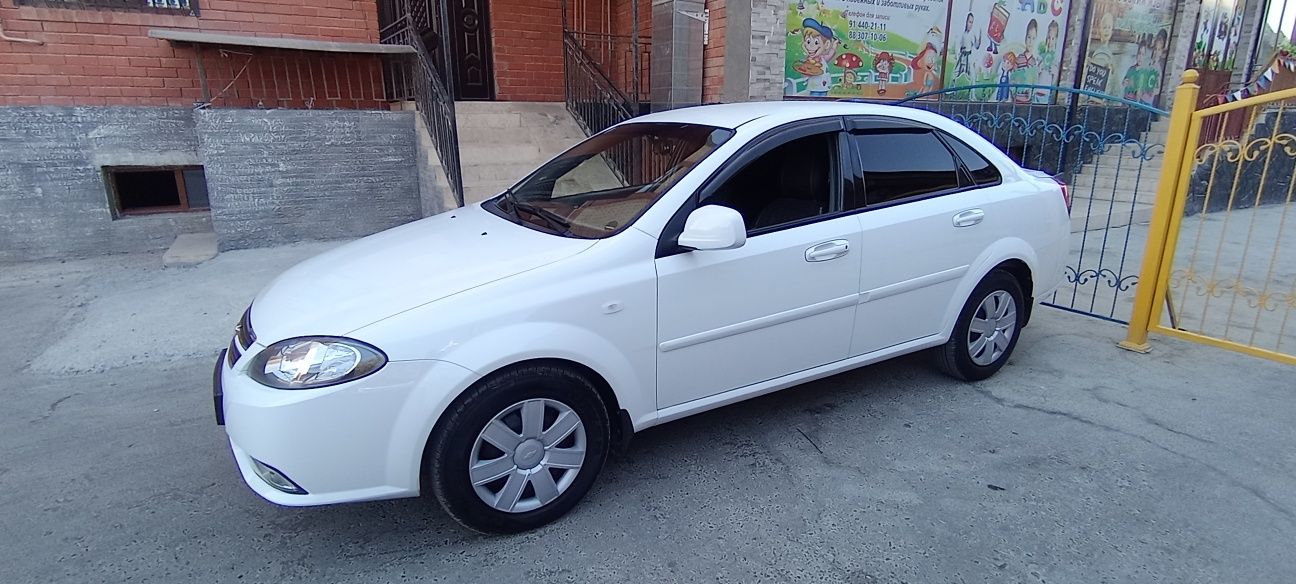 Продаётся автомобиль Gentra