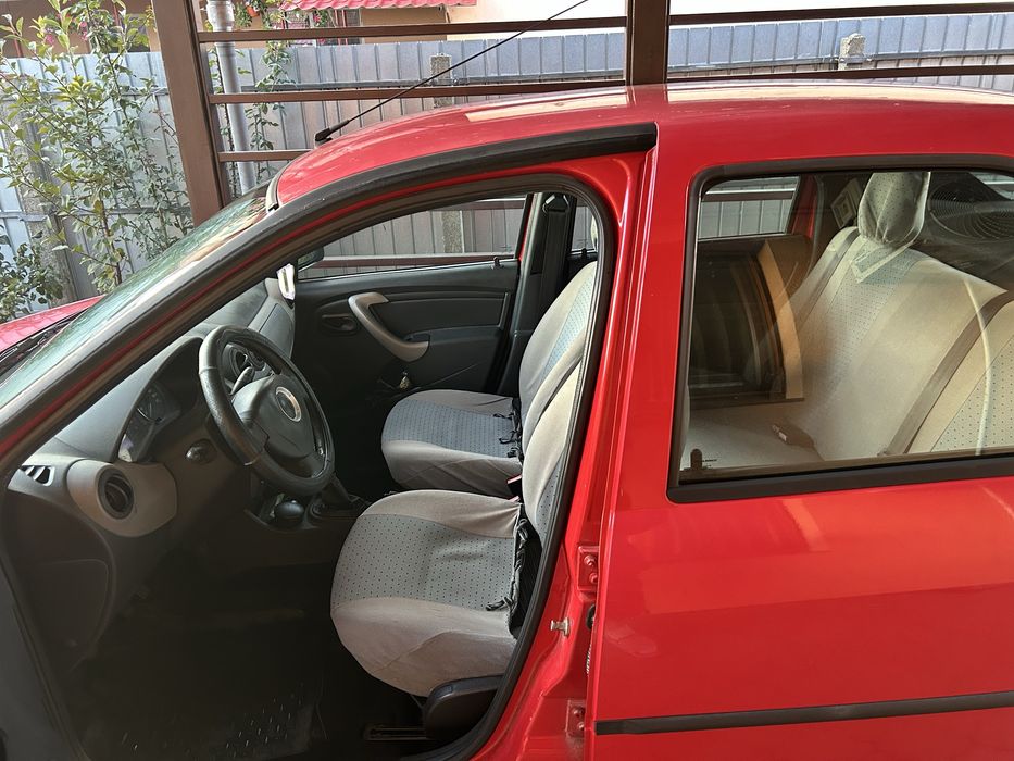 Vând Logan – unic proprietar, cumpărat nou. 1.4 benzina  impecabil