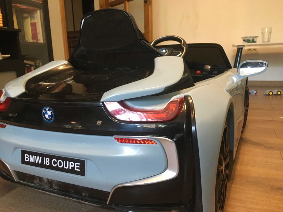 Mașinuță electrică copii BMW i8 Coupe