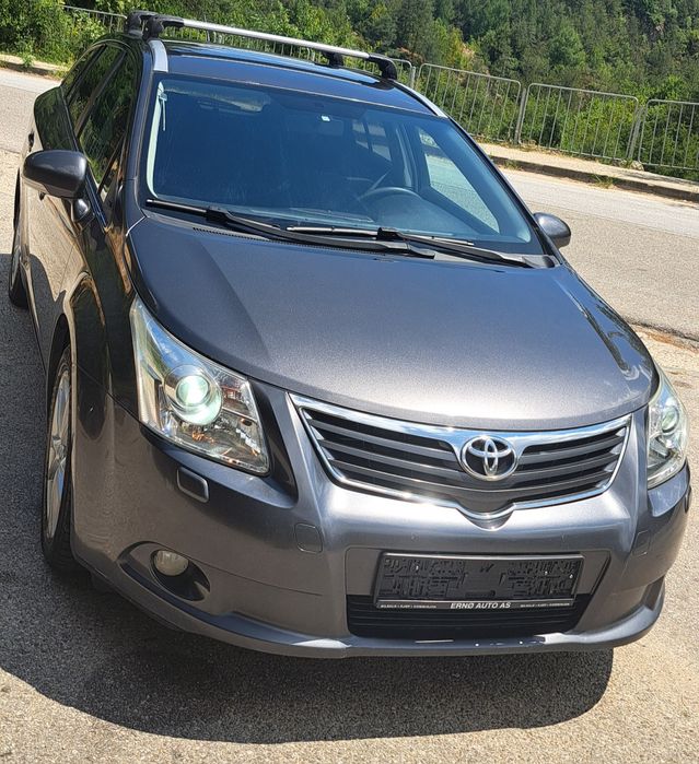 Toyota  Avensiss