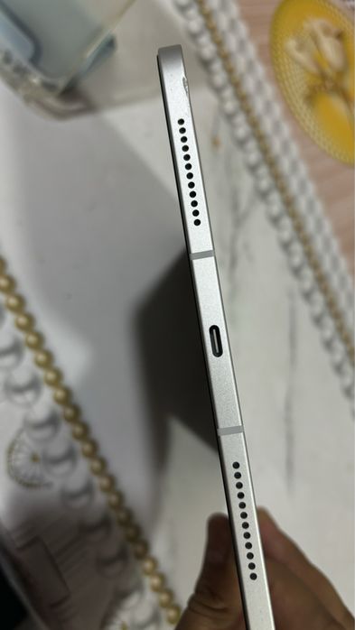 Ipad A16 2025 deyarli yangi