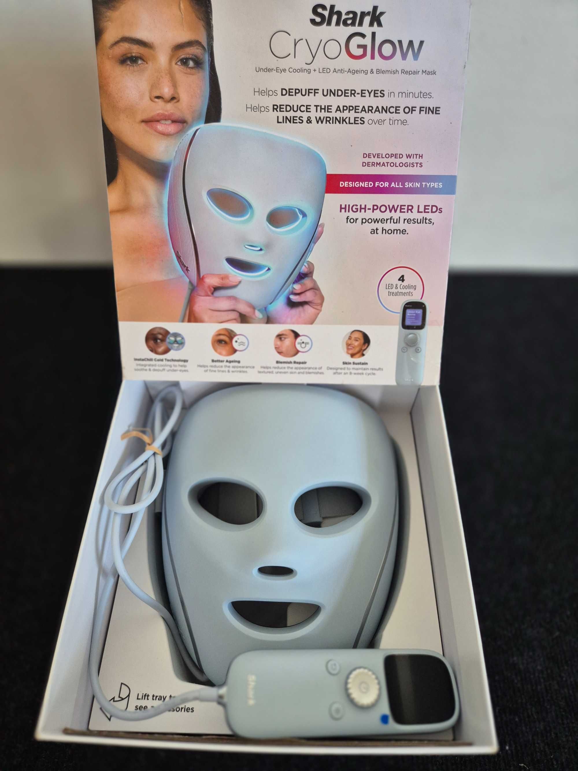 Mască de fata Shark CryoGlow LED anti-îmbătrânire si reparare