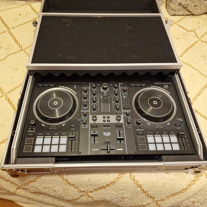 Consola Dj Hercules Dj Control Inpulse 500 cu case