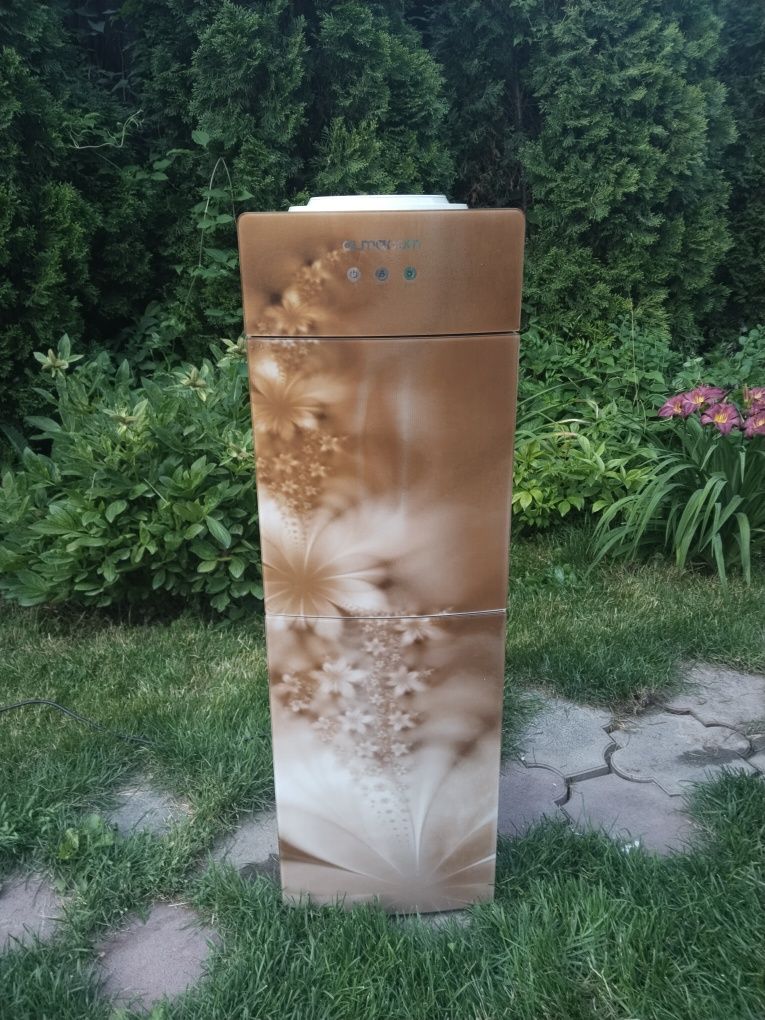 Кулер для воды almacom
