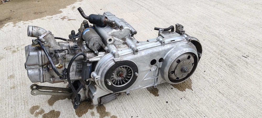 Piese motor (propulsor) Suzuki Burgman 250cc J429