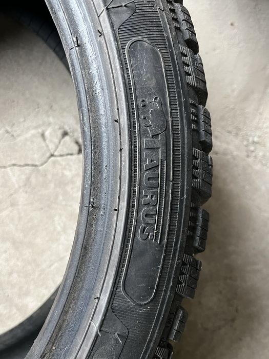 4бр зимни гуми Taurus 225/40R18