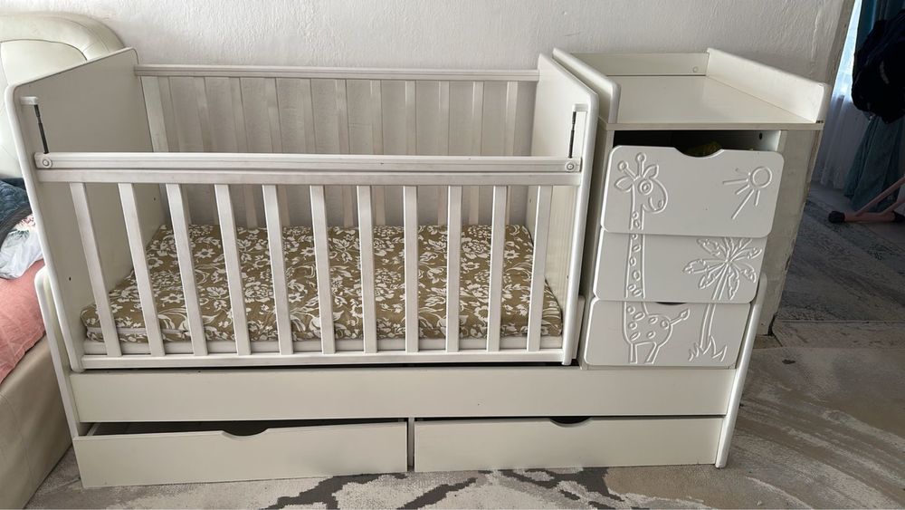 детская кровать жираф