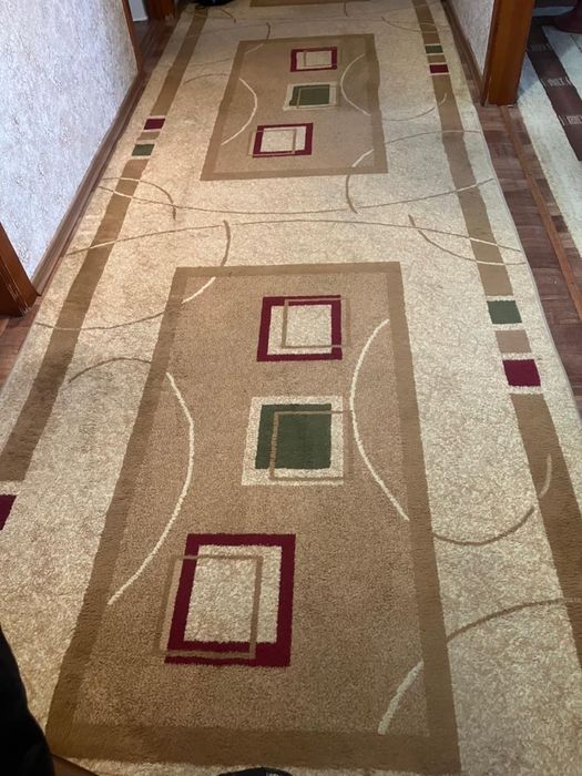 Ковер , напольный