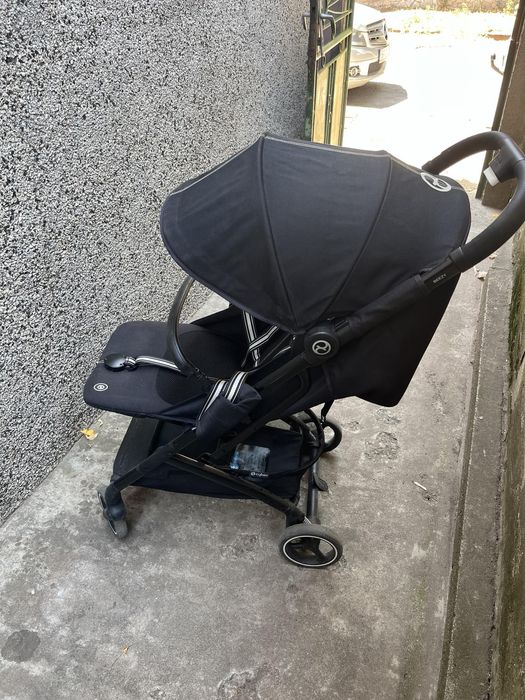 Cybex beezy/ удобна за пътуване в самолет/