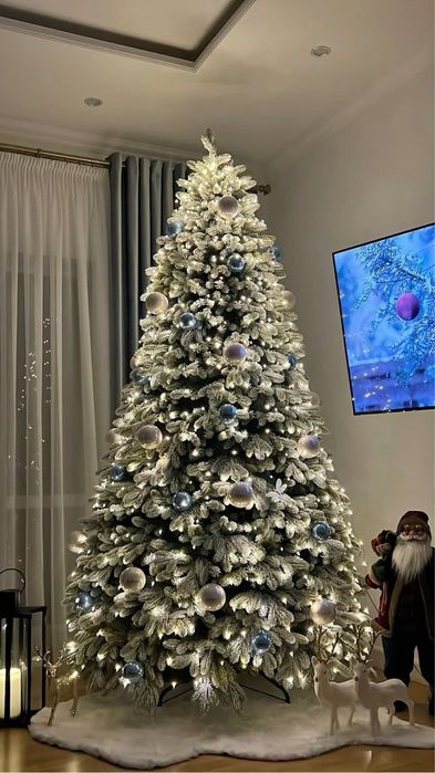 ЕЛКА 2,7 МЕТРА,заснежная есть и другие цвета