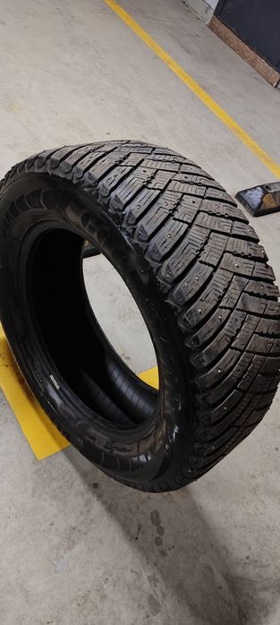 Шины 265/60 R18 - "GoodYear UltraGrip Arctic 2" (Германия), шипованные