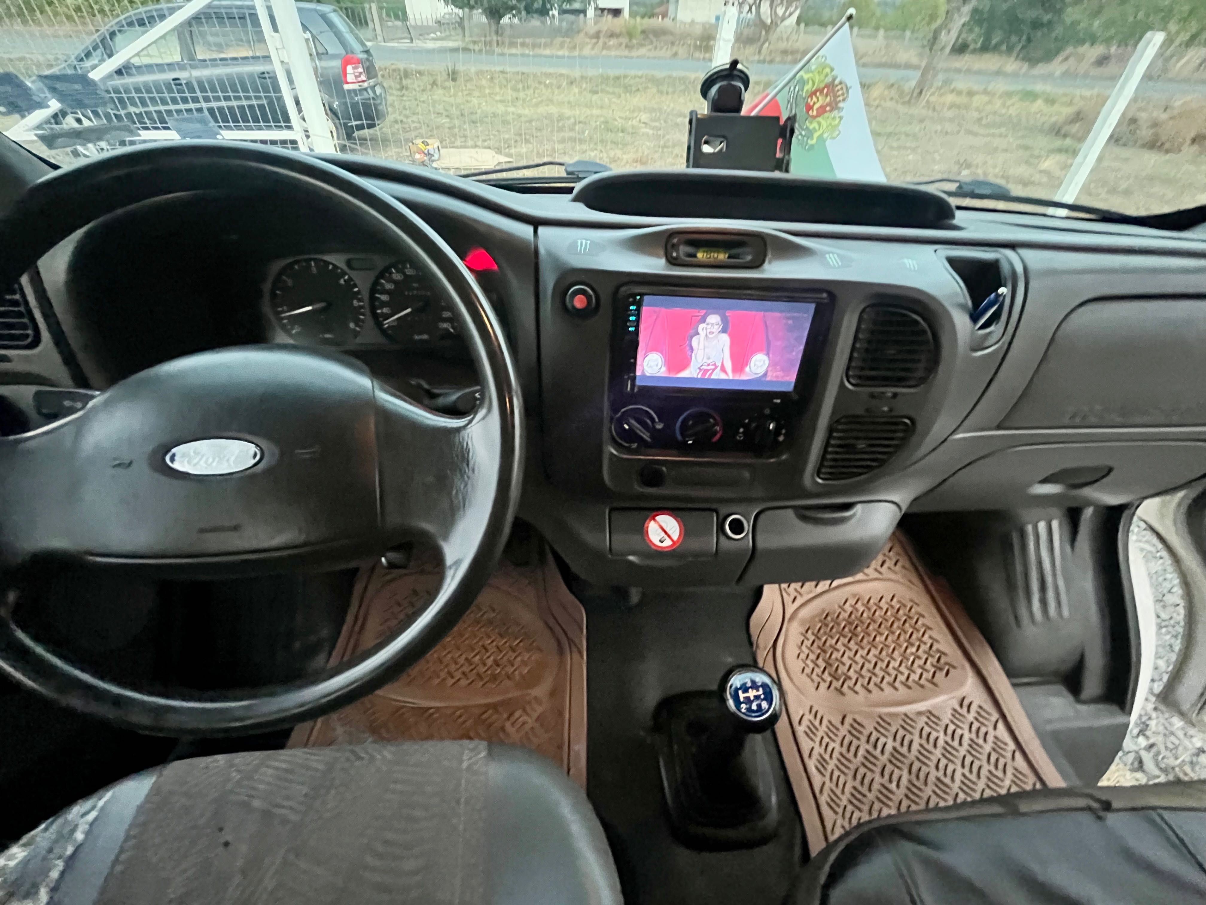 Ford Tranzit 2.0 85 коня