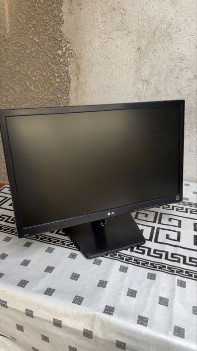 Monitor LG 22” 22M37A