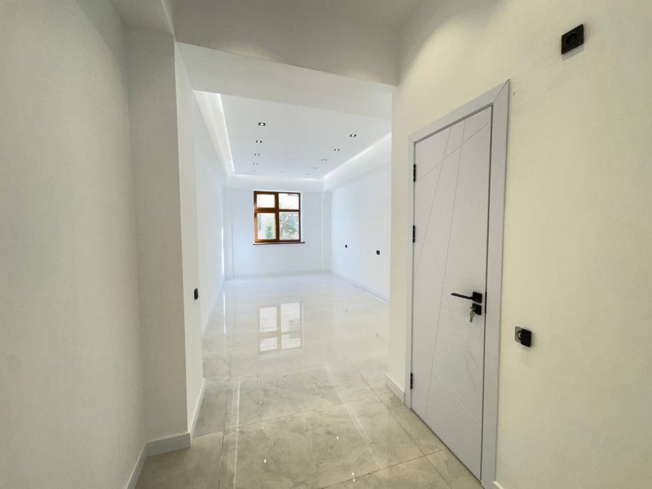 Сдаю в аренду не жилой Ул Нурафшон и корасарой 86 м2 1 ое линя