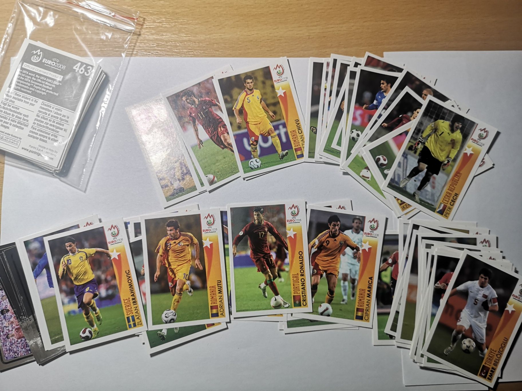 Panini set complet nelipit Euro 2008 cu album Elveția Austria 535