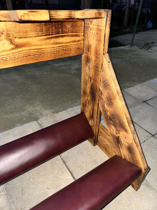 Стойка за китара